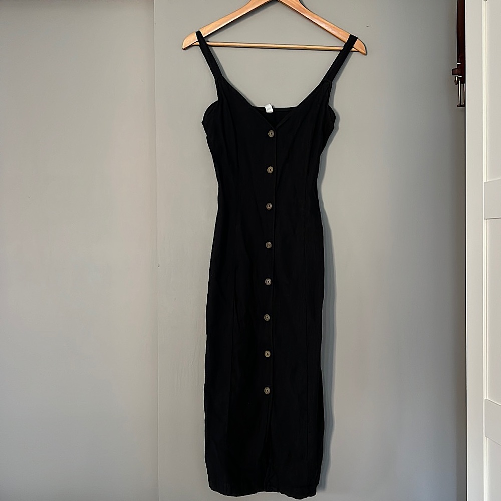 Black linen dress